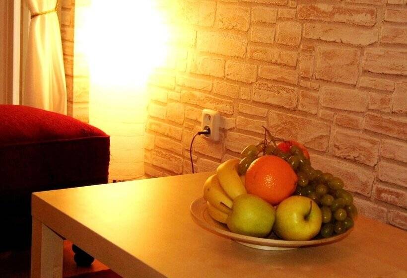 Fukas Apartments Anenska