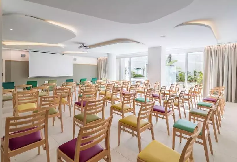 Grupotel Conil Playa - Adults Only Recommended