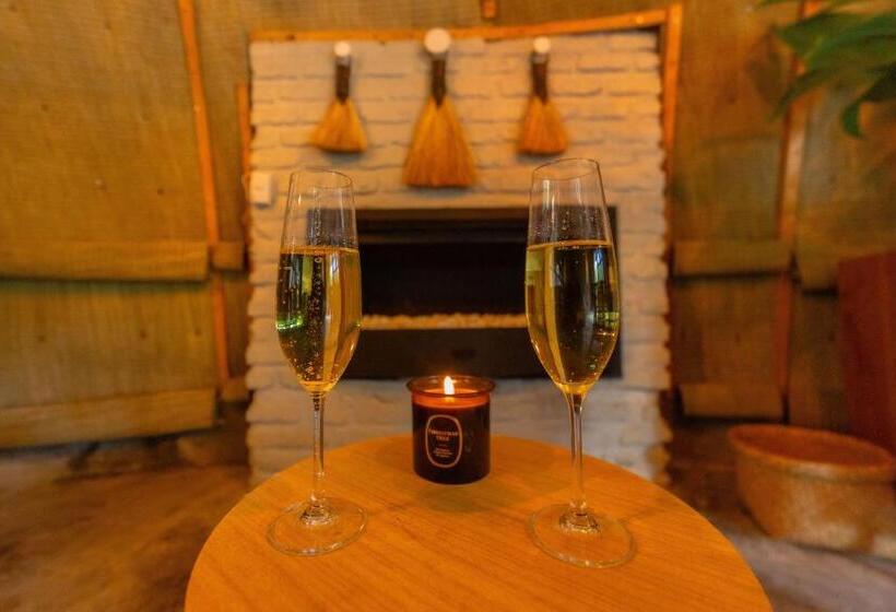 هتل Amarembo By Touch Down