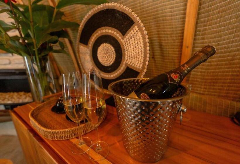 هتل Amarembo By Touch Down