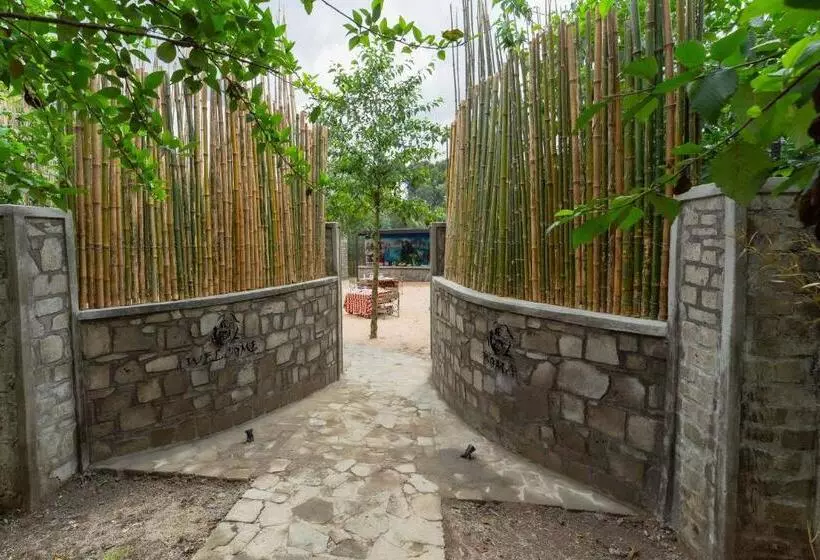 هتل Amarembo By Touch Down