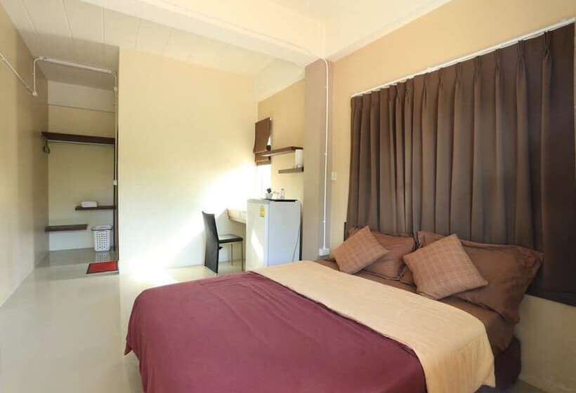 בית מלון כפרי Eco Khaolak Accommodation