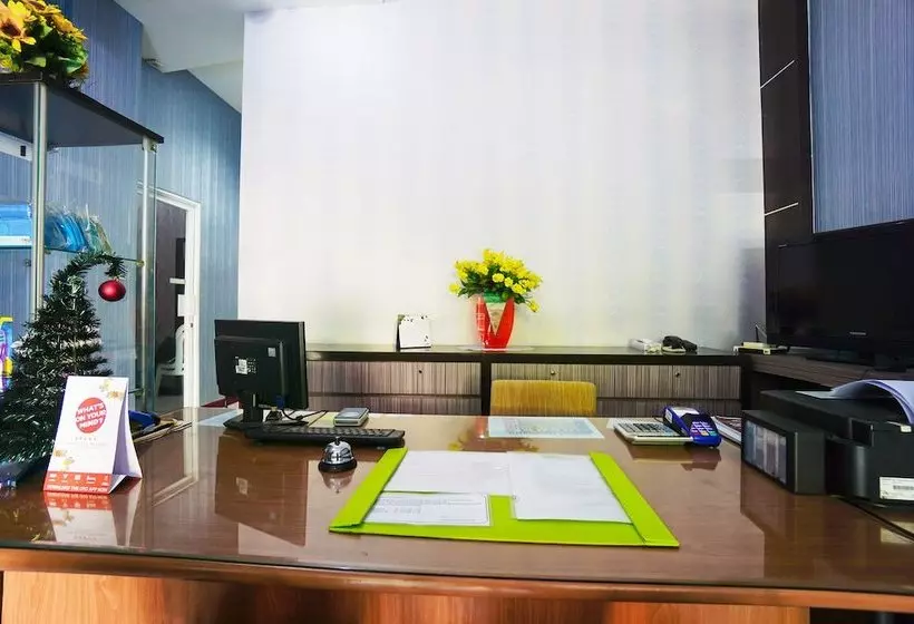 Hotelli Oyo 2526  D Komo