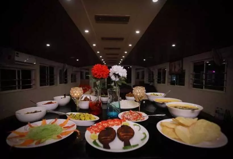ホテル Premium Houseboat