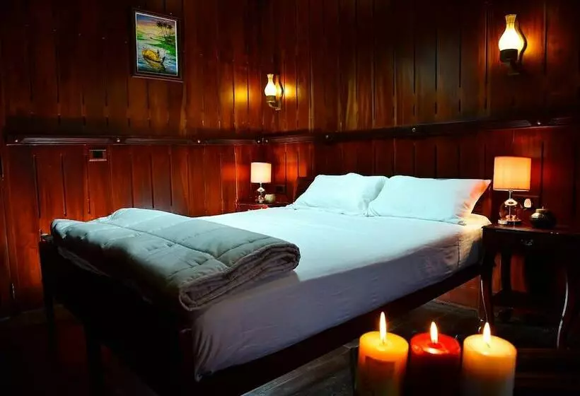 ホテル Premium Houseboat