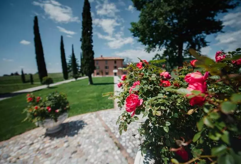 Maaseutuhotelli Casale In Collina