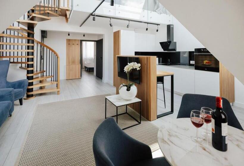 Odrzańska Residence Old Town