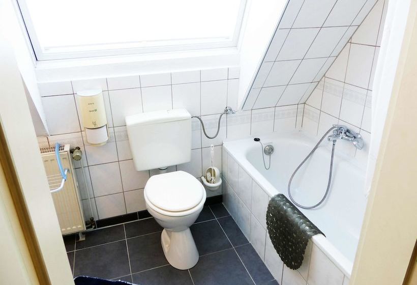 ペンション Gästehaus Schröder Walldorf 2