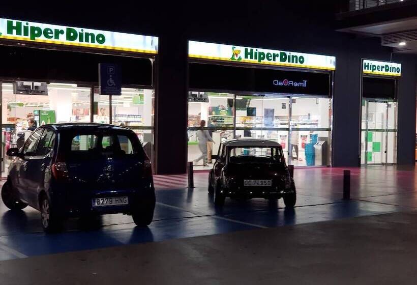 펜션 Low Cost Rooms Las Llaves 4