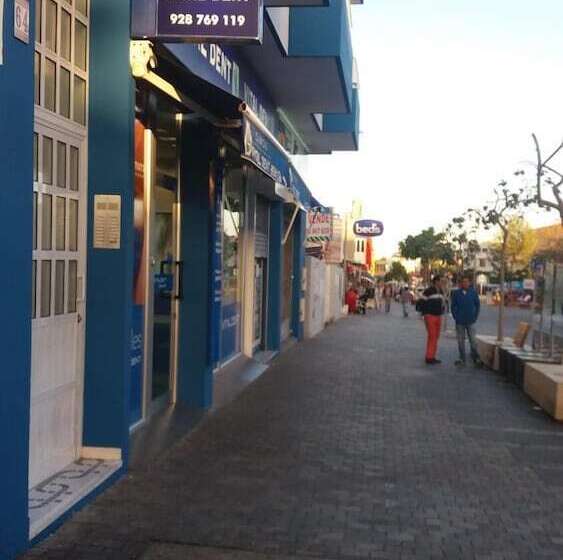 펜션 Low Cost Rooms Las Llaves 4