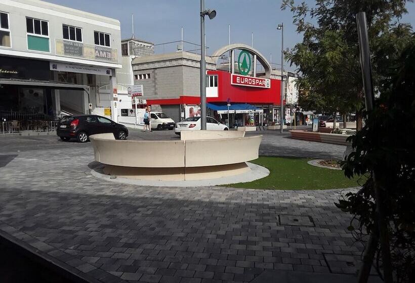 펜션 Low Cost Rooms Las Llaves 4