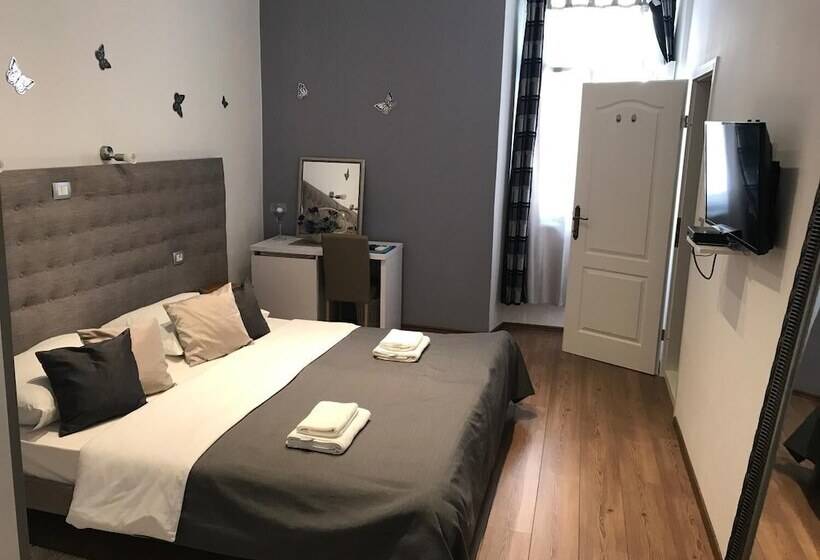 פנסיון Pula Antic Rooms In Center