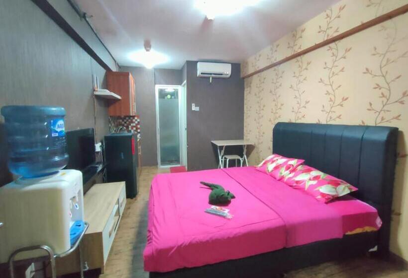 פנסיון Apartemen Bassura City By Globy Property