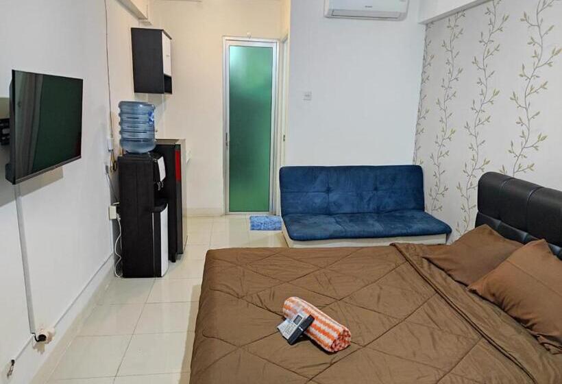 פנסיון Apartemen Bassura City By Globy Property