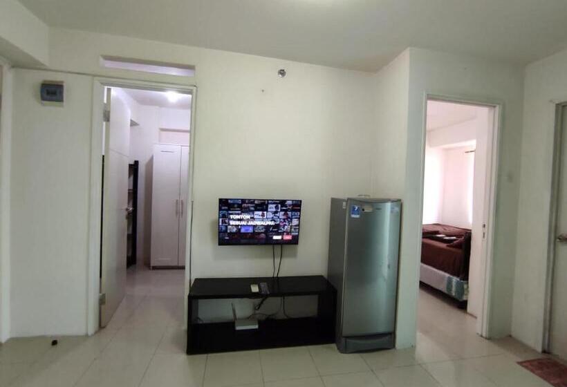 פנסיון Apartemen Bassura City By Globy Property