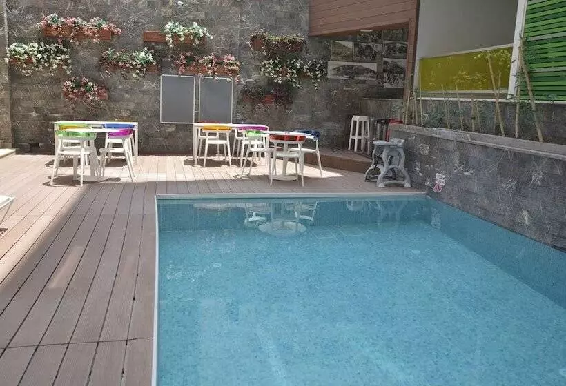 Saray Apart Otel