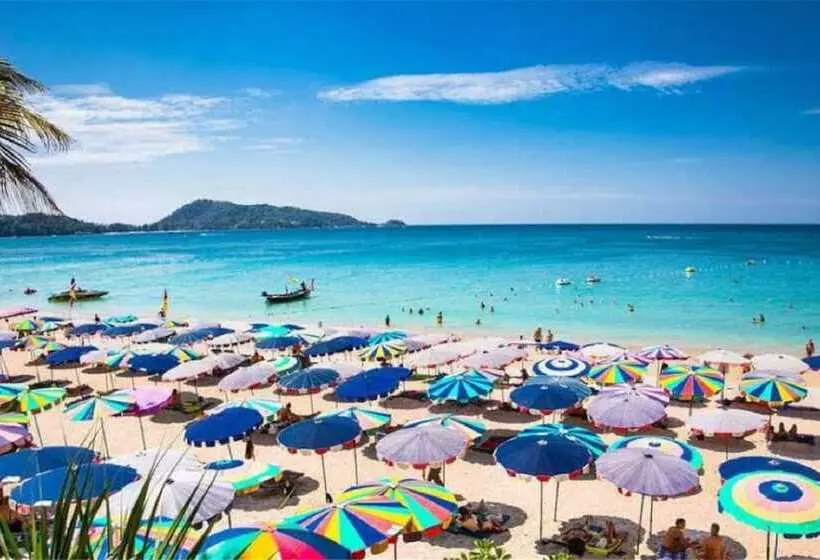 The Deck Patong By Vip