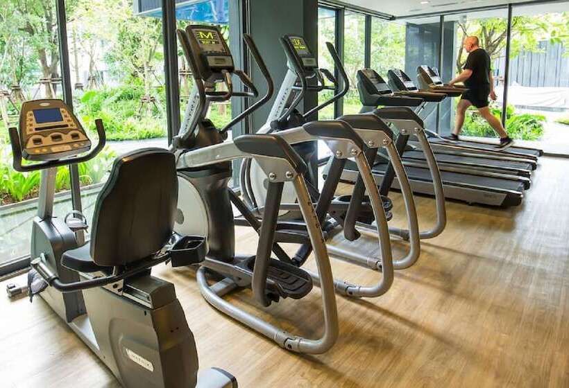 The Deck Patong By Vip