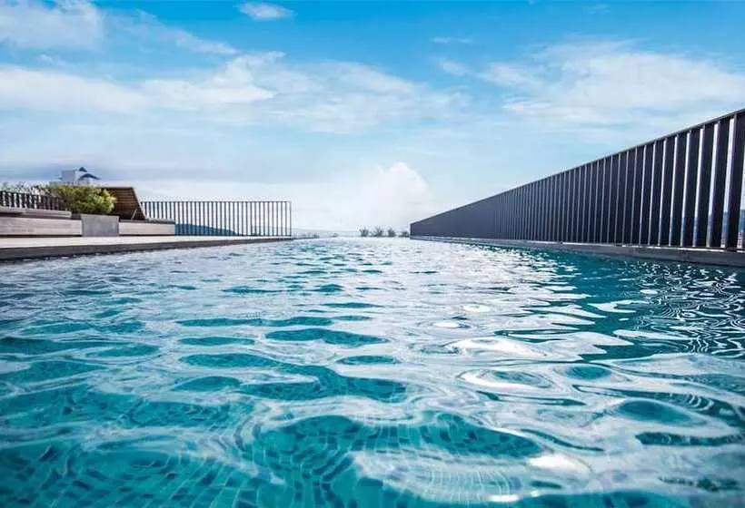 The Deck Patong By Vip