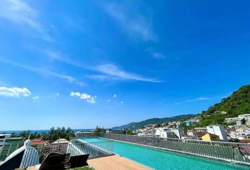 The Deck Patong By Vip