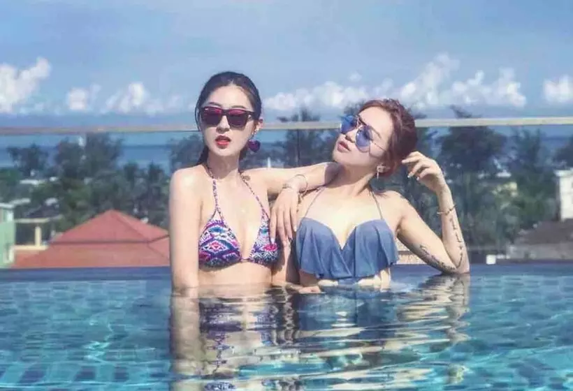 The Deck Patong By Vip