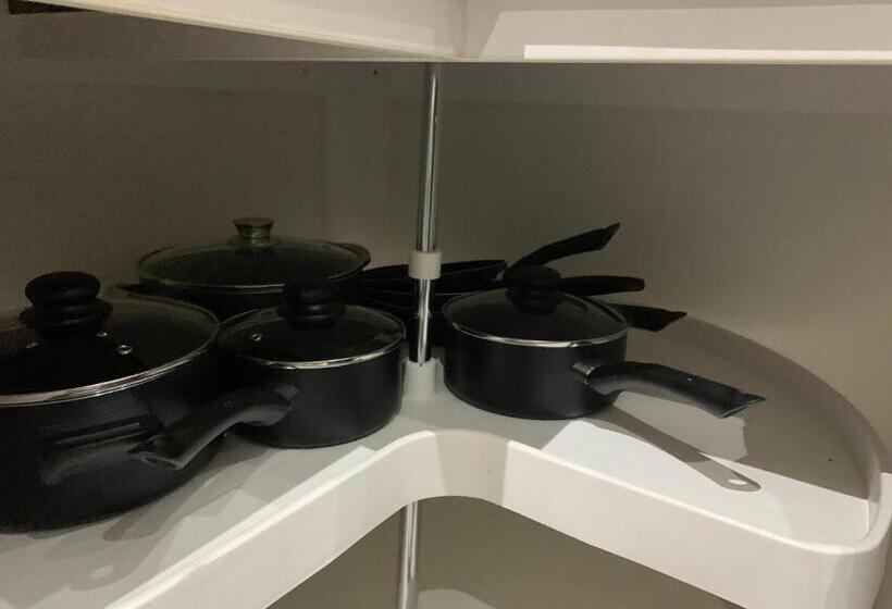 A Wave From It All @ Aqueducts