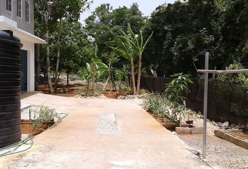 تختخواب و صبحانه The Tomlinson S House