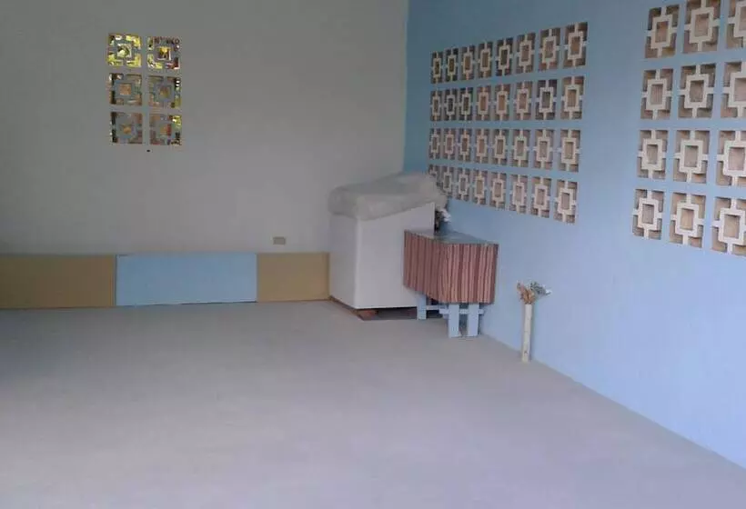 تختخواب و صبحانه The Tomlinson S House