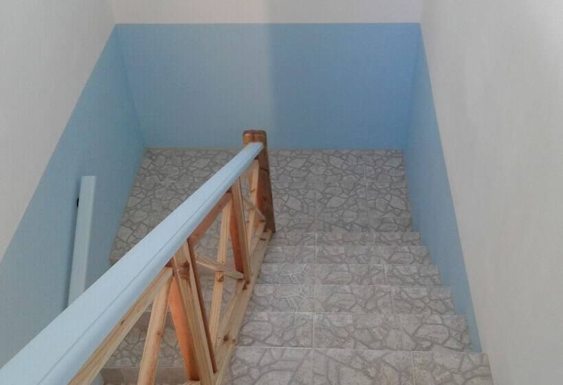 تختخواب و صبحانه The Tomlinson S House