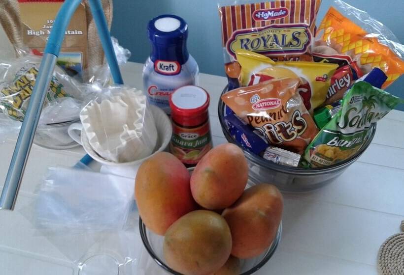 تختخواب و صبحانه The Tomlinson S House