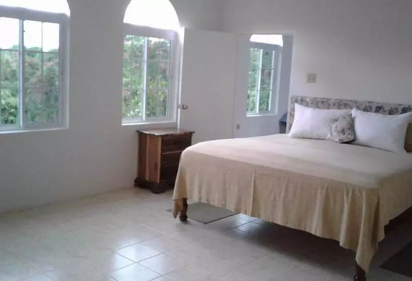 تختخواب و صبحانه The Tomlinson S House