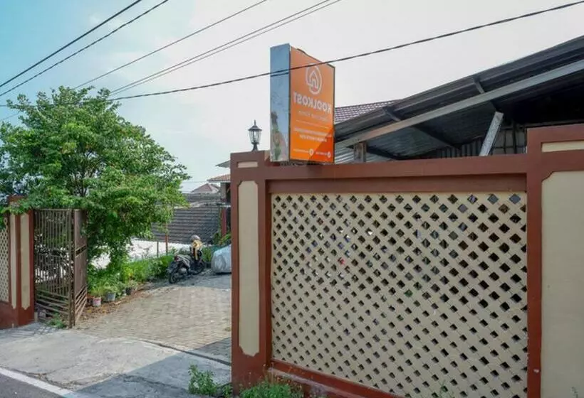 Hotelli Koolkost Syariah Near Rsup Dr Kariadi Semarang Minimum Stay 6 Nights