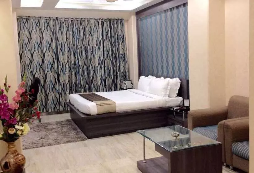 Hotel Madhuvan Palace