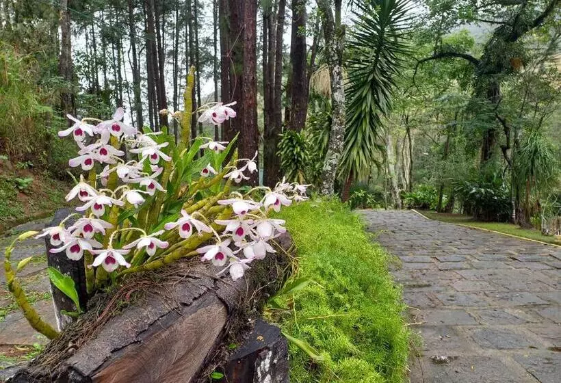 Hotelli Pousada Green Garden