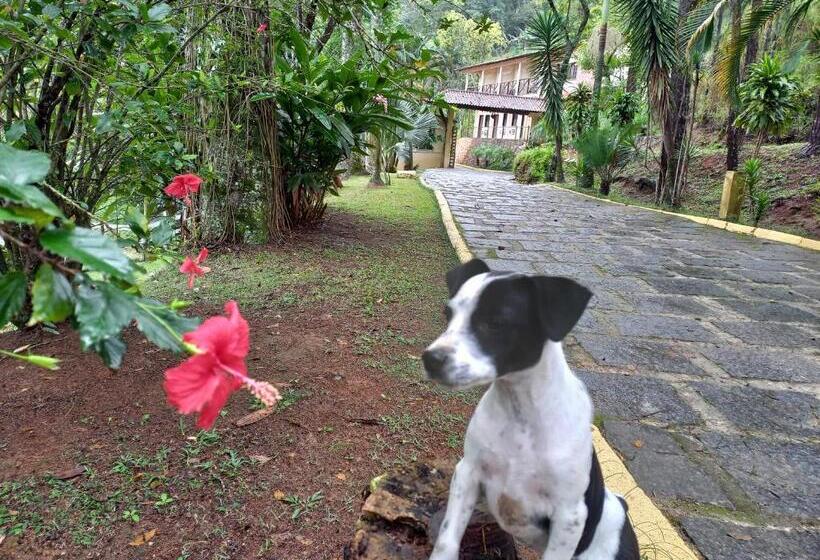 Hotel Pousada Green Garden