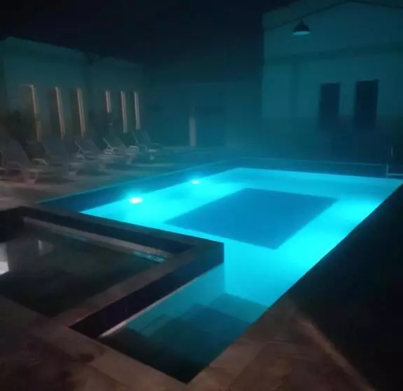 Hotelli Pousada Green Garden