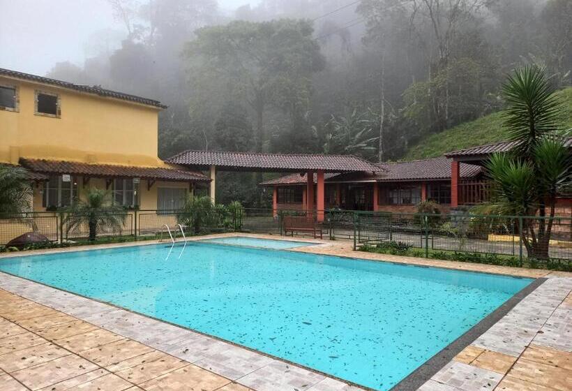 Hotel Pousada Green Garden