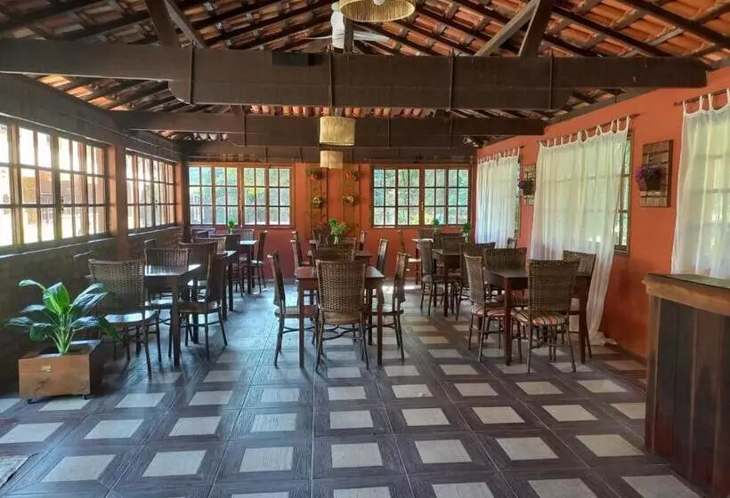 Hotelli Pousada Green Garden