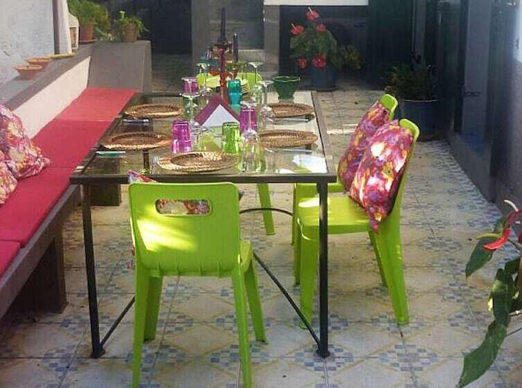 Old Post Office House Etc Madeira