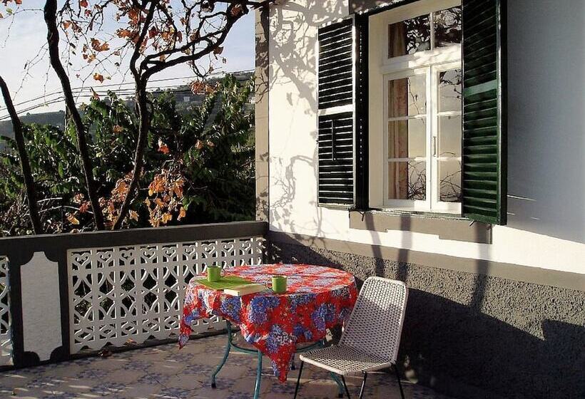 Old Post Office House Etc Madeira