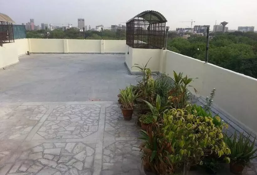 Majatalo Prince Palace