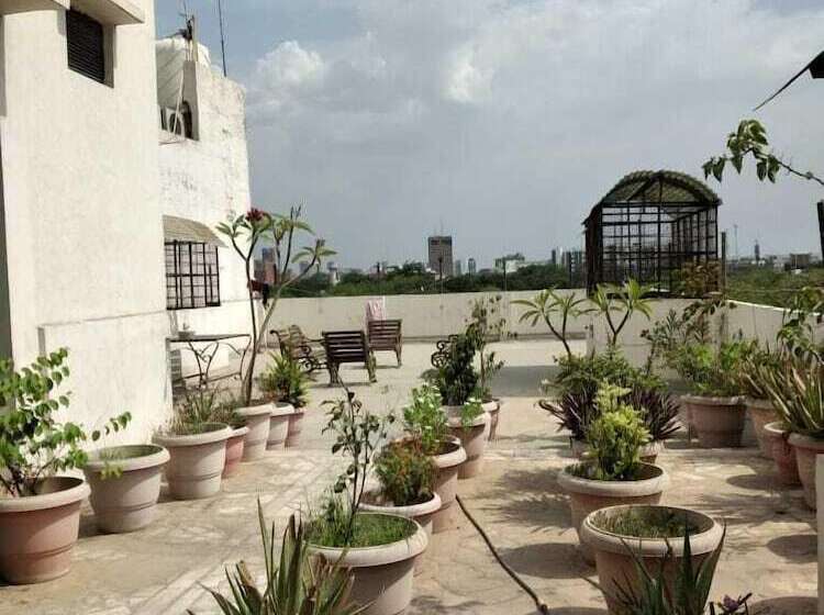 Пансион Prince Palace