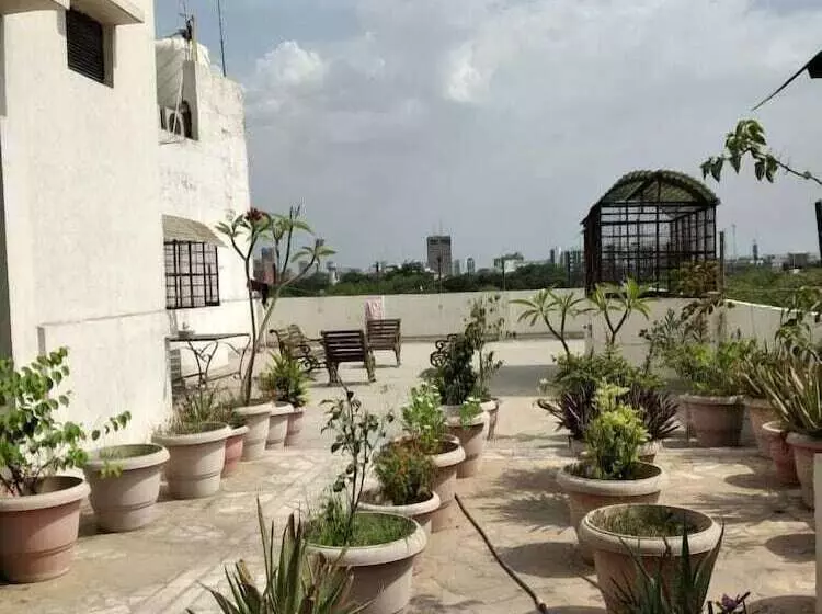 Majatalo Prince Palace