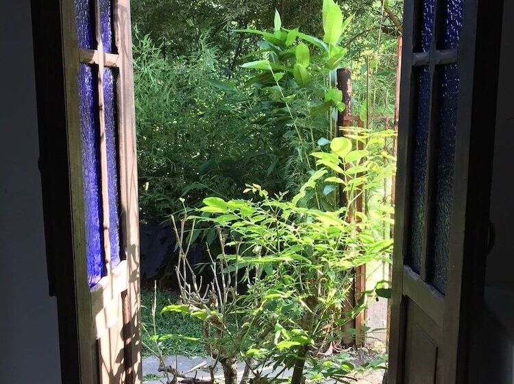 Viga Vieja El Jardin By Nomad Guru