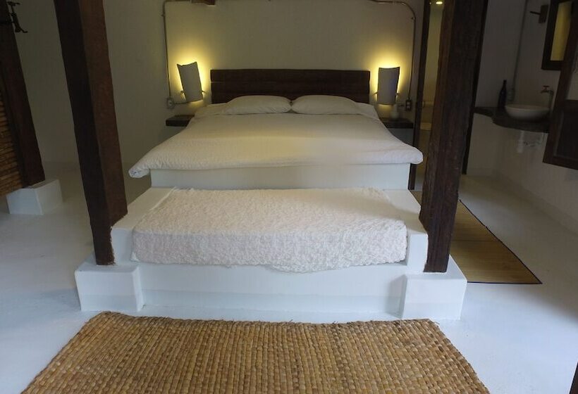 Viga Vieja El Jardin By Nomad Guru