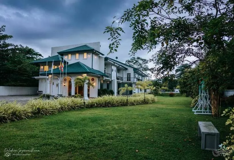Hotelli Lakegala Resort
