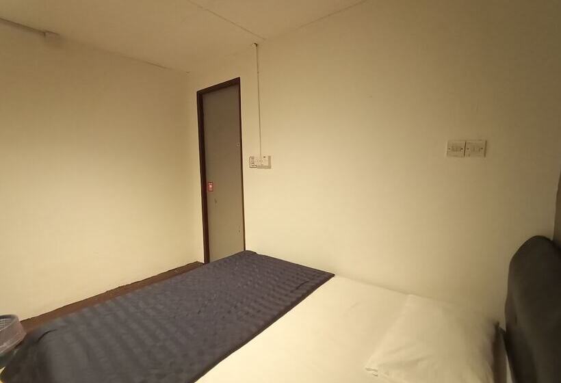 בית מלון כפרי Oyo 90117 Grand Inn