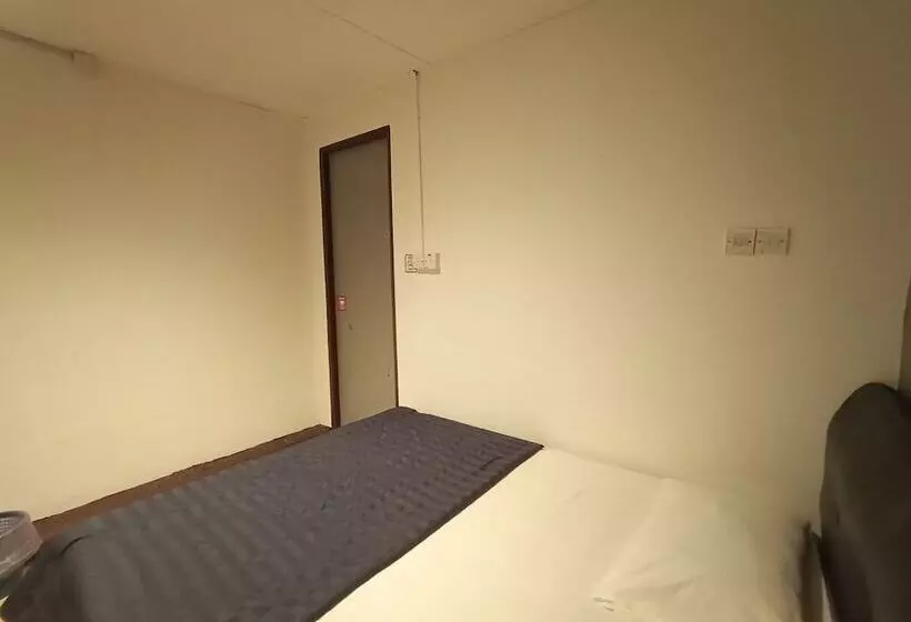 هتل Oyo 90117 Grand Inn