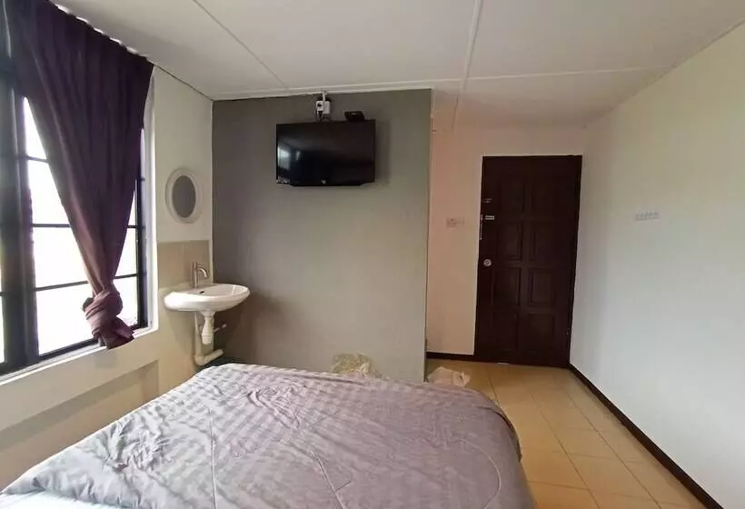 هتل Oyo 90117 Grand Inn