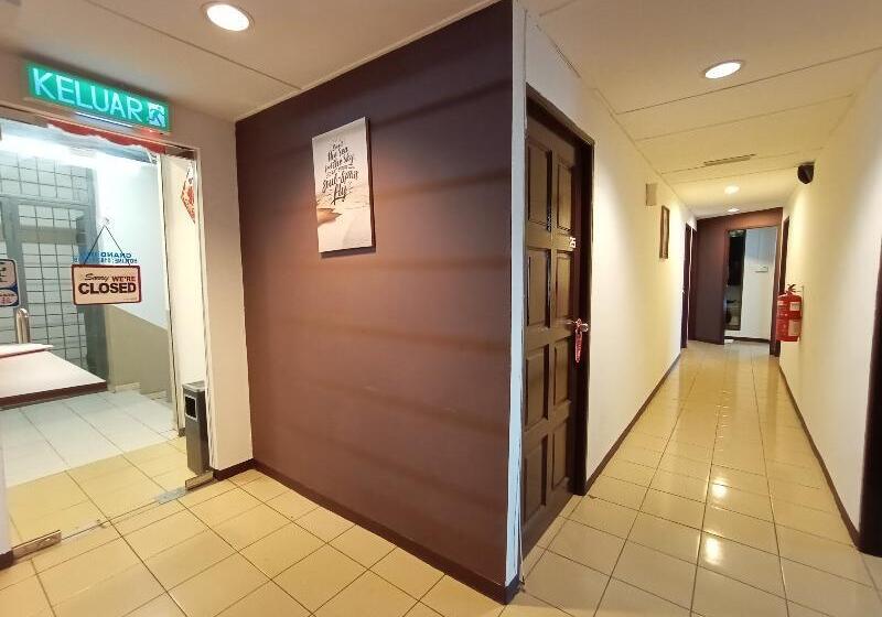 בית מלון כפרי Oyo 90117 Grand Inn